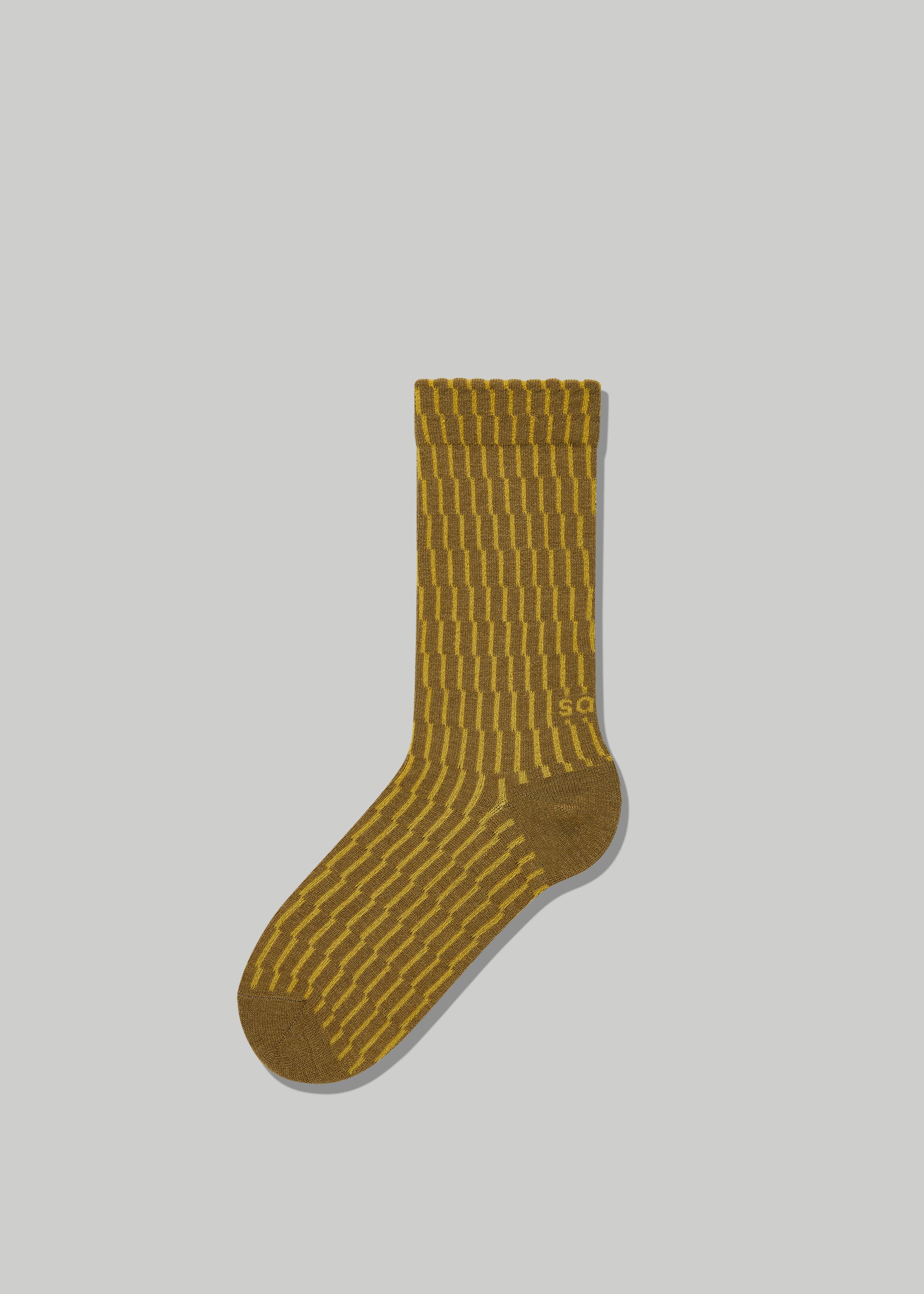 Shifting Grid Rib Socks in Color Olive and Pear
